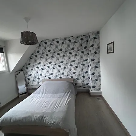 Holiday home Maison Familiale Avec Jardin 2 4 Personnes Proche Nausicaa, Vielle Ville, Terre Des Deux Caps *