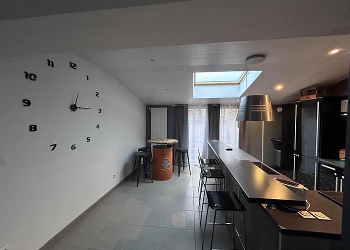 Maison Familiale Avec Jardin 2 4 Personnes Proche Nausicaa, Vielle Ville, Terre Des Deux Caps Holiday home *