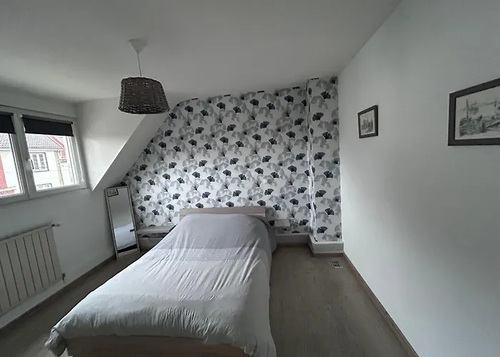 Holiday home Maison Familiale Avec Jardin 2 4 Personnes Proche Nausicaa, Vielle Ville, Terre Des Deux Caps *
